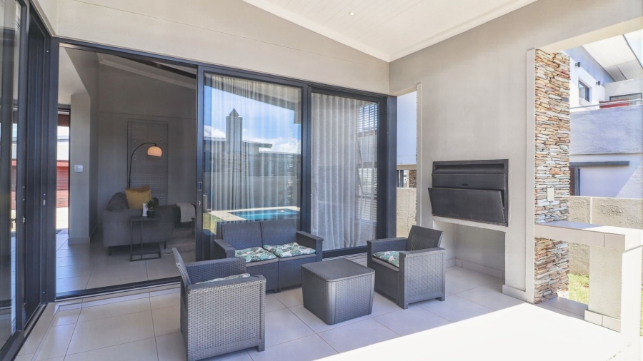 2 Bedroom Property for Sale in The Rest Nature Estate Mpumalanga