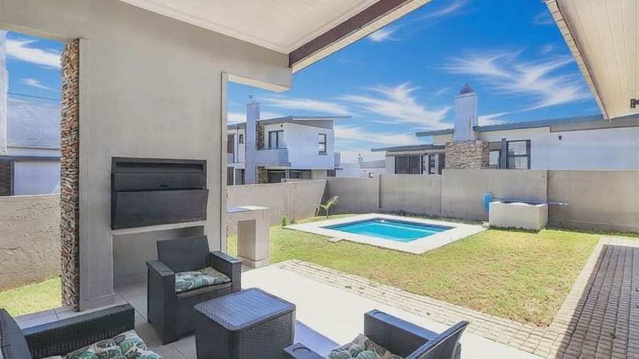 2 Bedroom Property for Sale in The Rest Nature Estate Mpumalanga