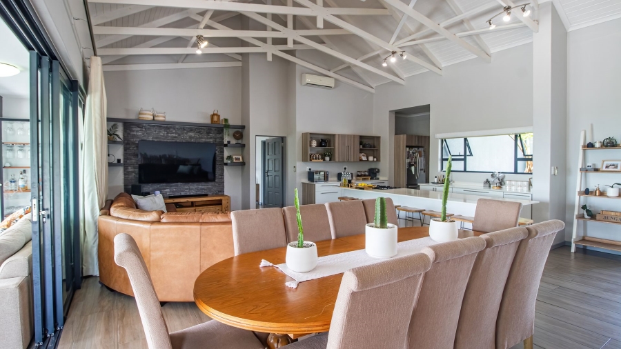 4 Bedroom Property for Sale in The Rest Nature Estate Mpumalanga