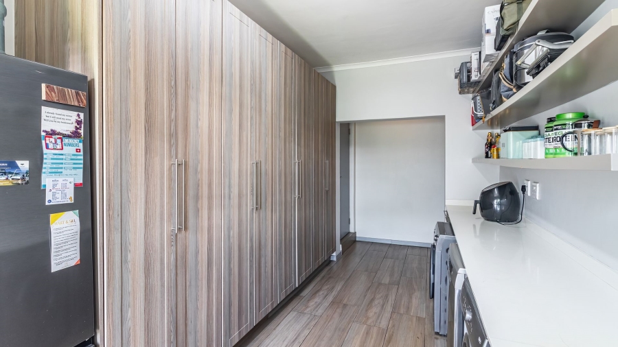 4 Bedroom Property for Sale in The Rest Nature Estate Mpumalanga