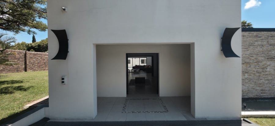 6 Bedroom Property for Sale in Die Heuwel Mpumalanga