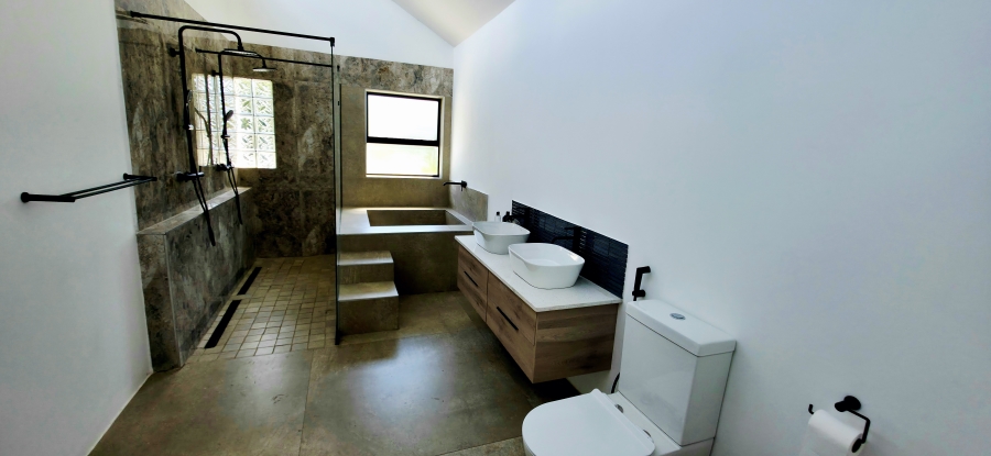 6 Bedroom Property for Sale in Die Heuwel Mpumalanga