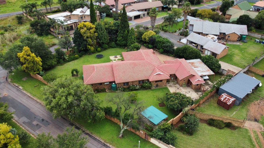 4 Bedroom Property for Sale in Reyno Ridge Mpumalanga