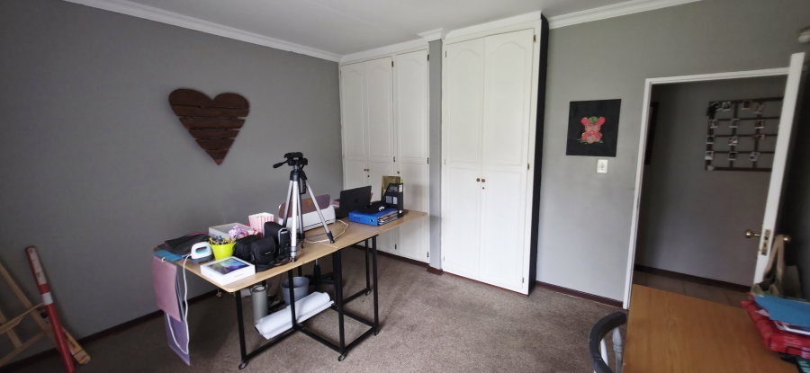 4 Bedroom Property for Sale in Reyno Ridge Mpumalanga