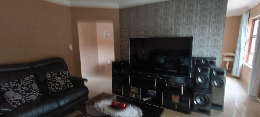 4 Bedroom Property for Sale in Reyno Ridge Mpumalanga