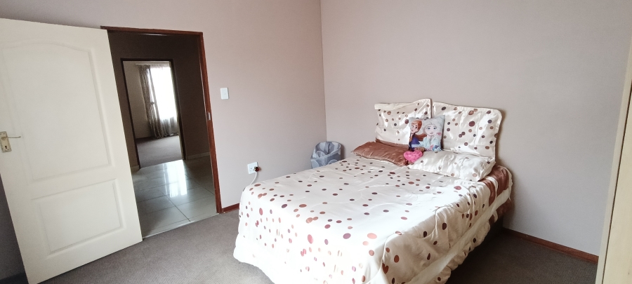 4 Bedroom Property for Sale in Reyno Ridge Mpumalanga