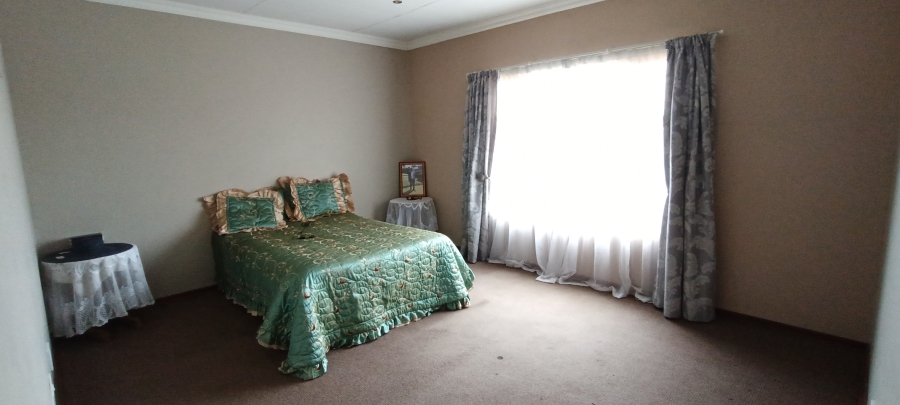 4 Bedroom Property for Sale in Reyno Ridge Mpumalanga