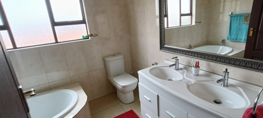 4 Bedroom Property for Sale in Reyno Ridge Mpumalanga