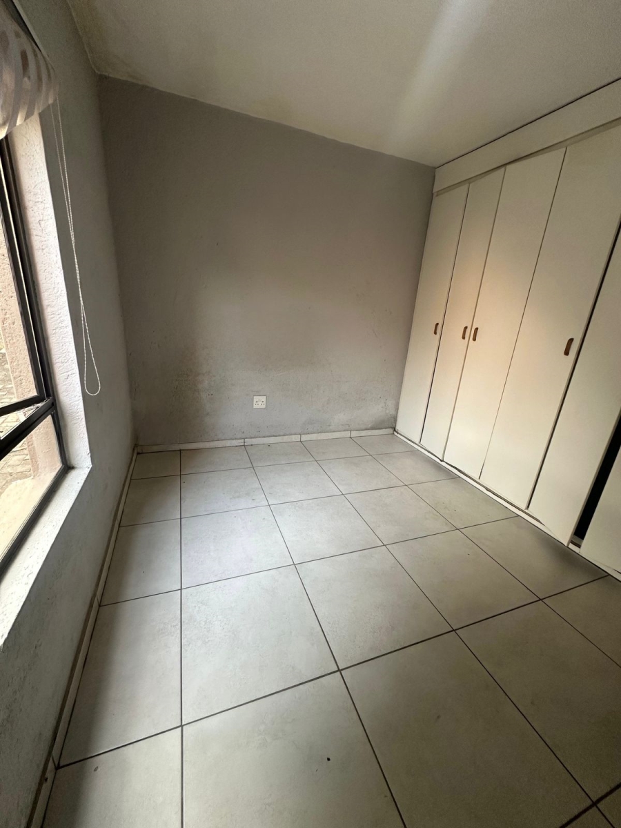 2 Bedroom Property for Sale in Stonehenge Mpumalanga