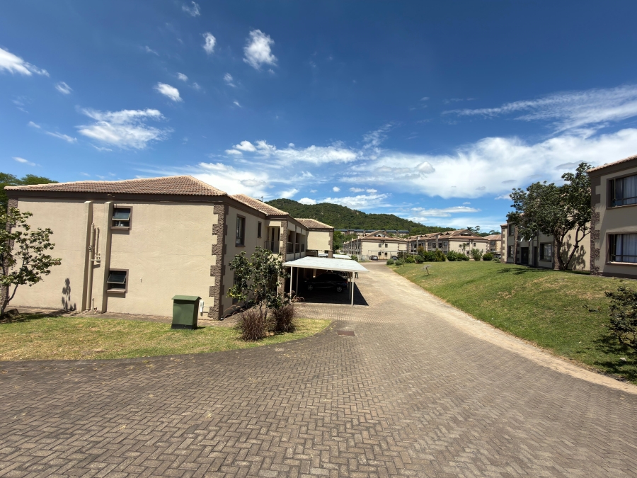 2 Bedroom Property for Sale in Stonehenge Mpumalanga