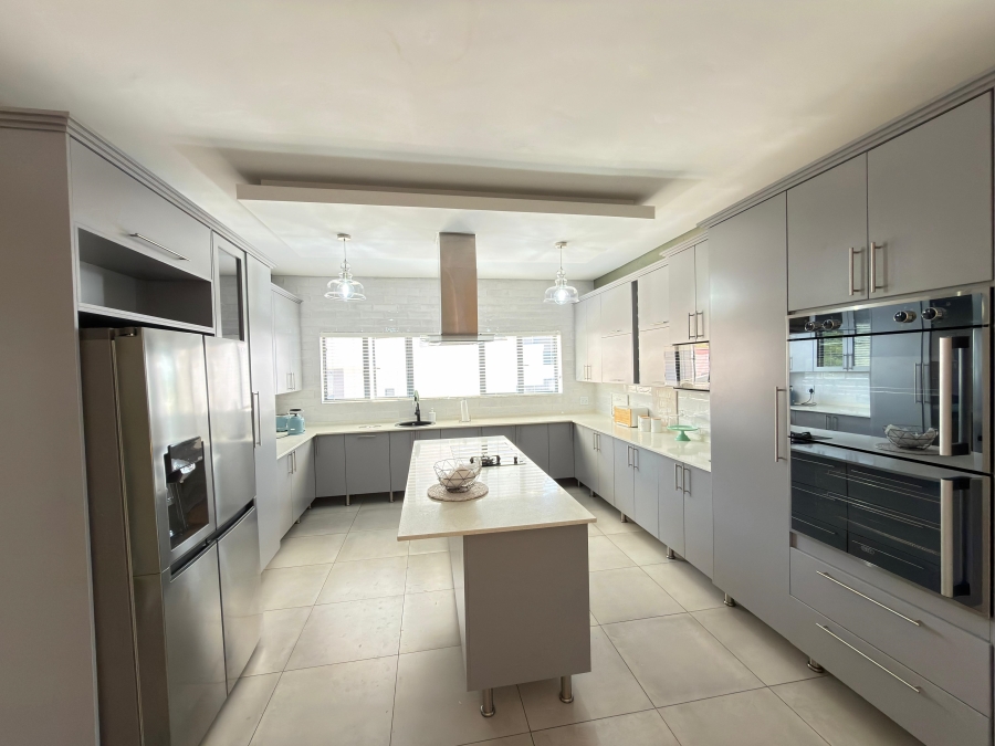 5 Bedroom Property for Sale in Drum Rock Mpumalanga