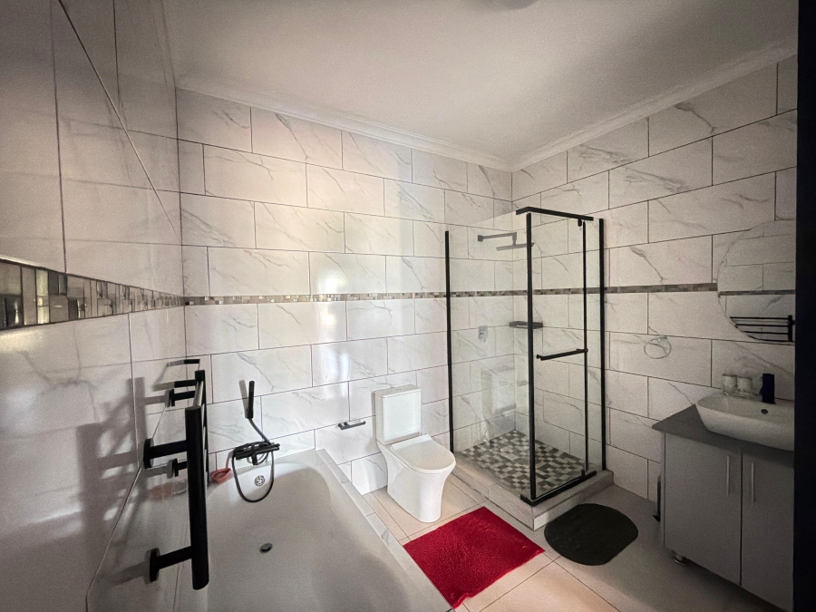 5 Bedroom Property for Sale in Drum Rock Mpumalanga