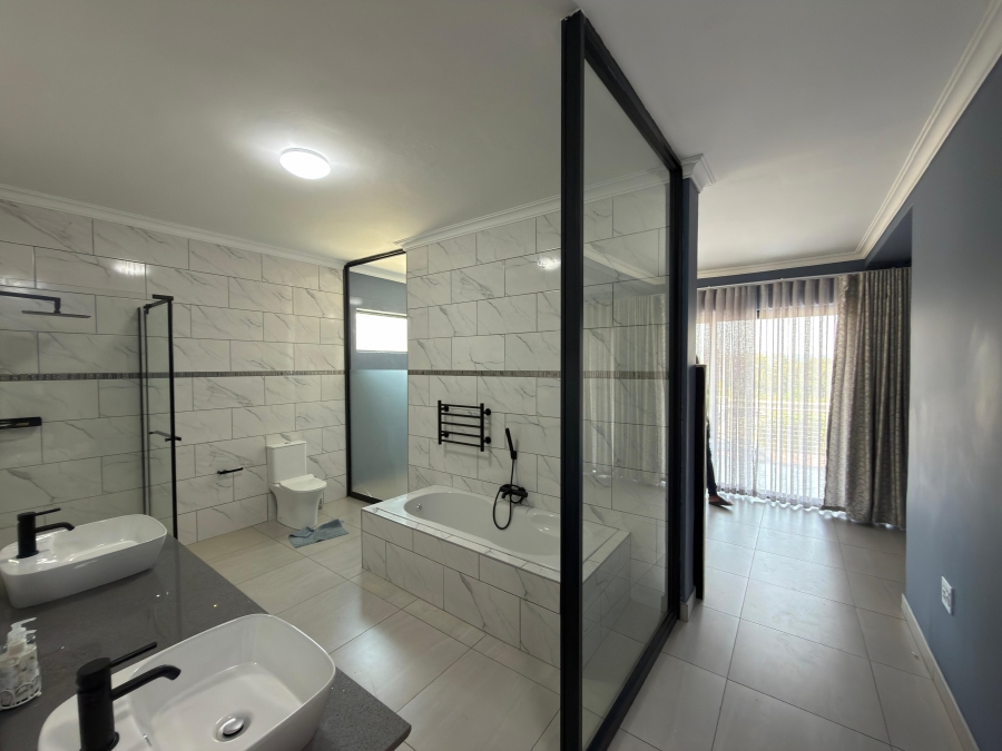 5 Bedroom Property for Sale in Drum Rock Mpumalanga