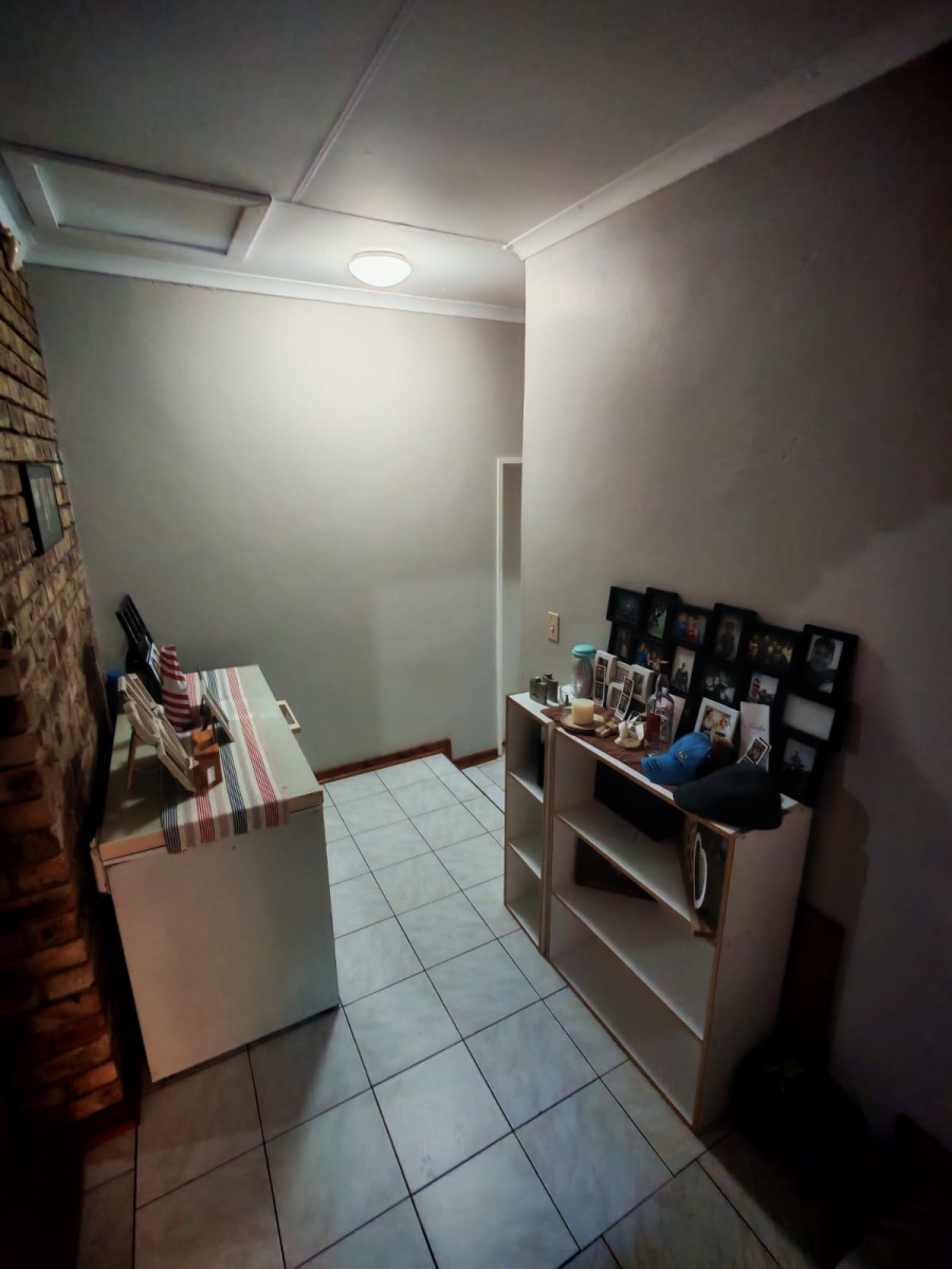 4 Bedroom Property for Sale in Sonheuwel Mpumalanga