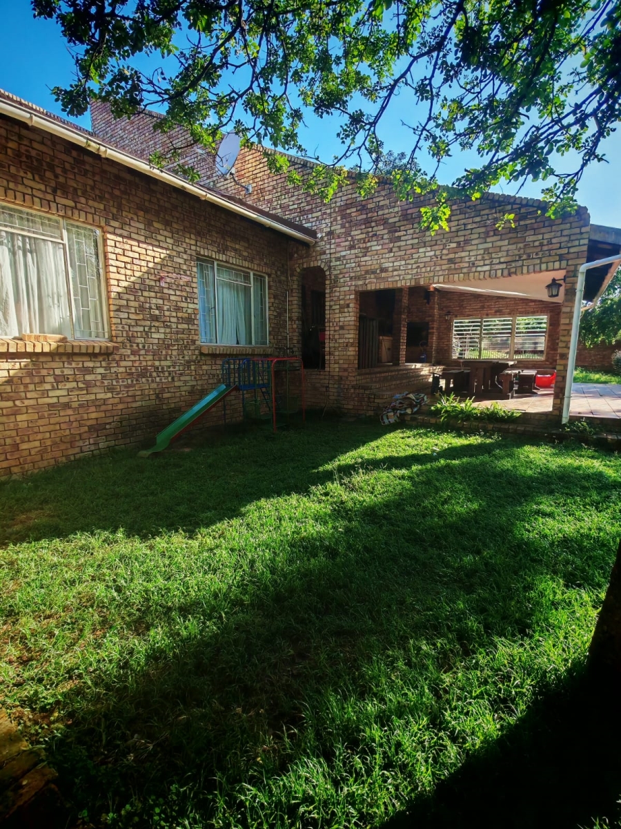 4 Bedroom Property for Sale in Sonheuwel Mpumalanga
