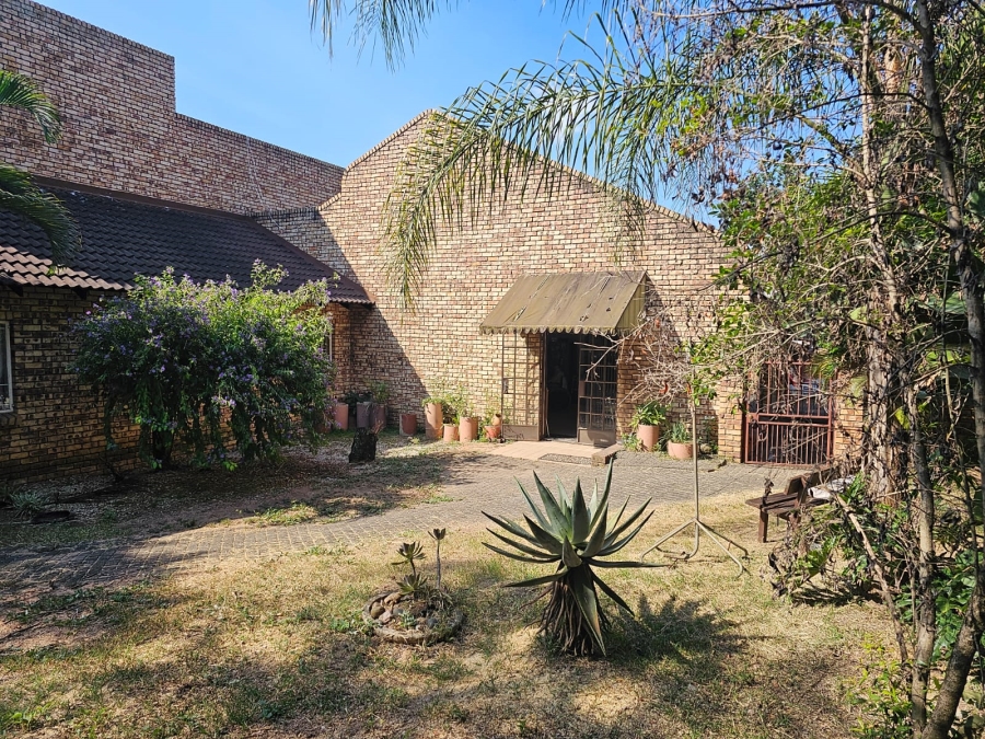 4 Bedroom Property for Sale in Sonheuwel Mpumalanga