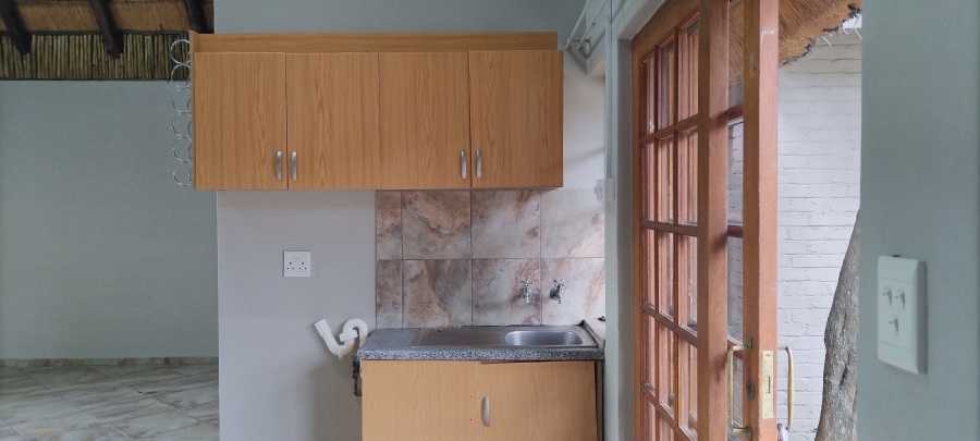 To Let commercial Property for Rent in Sonheuwel Mpumalanga