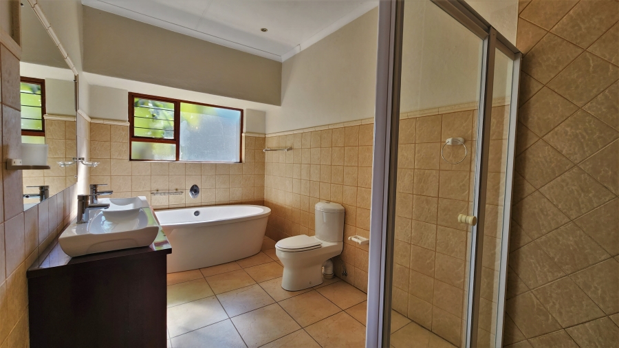 4 Bedroom Property for Sale in Sonheuwel Mpumalanga