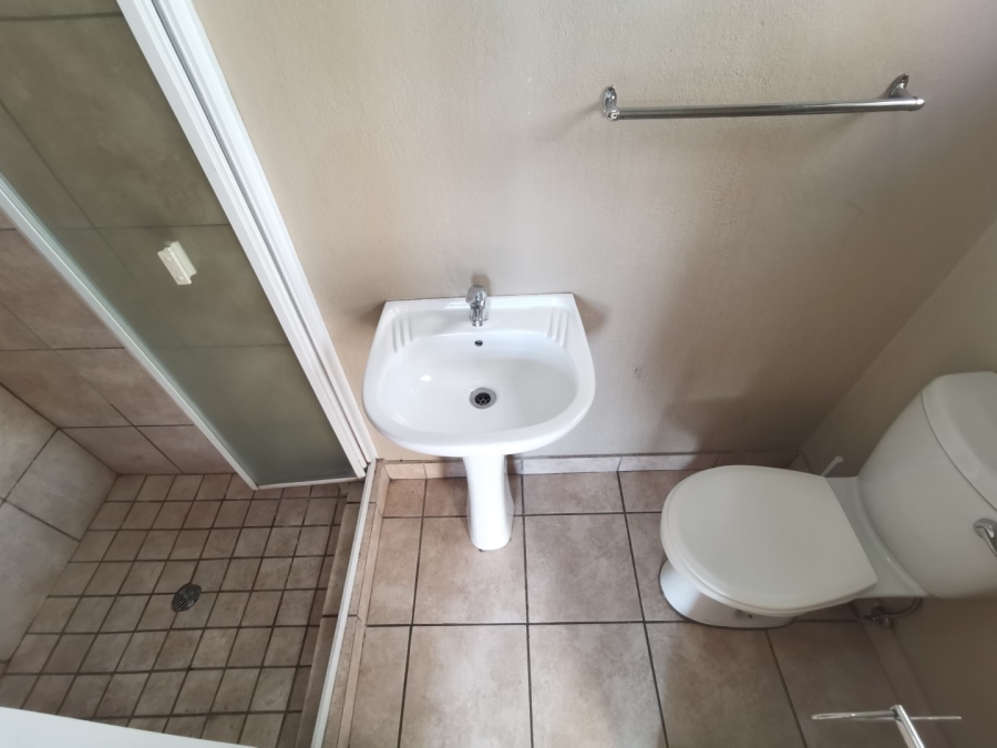 To Let 2 Bedroom Property for Rent in Nelspruit Ext 29 Mpumalanga