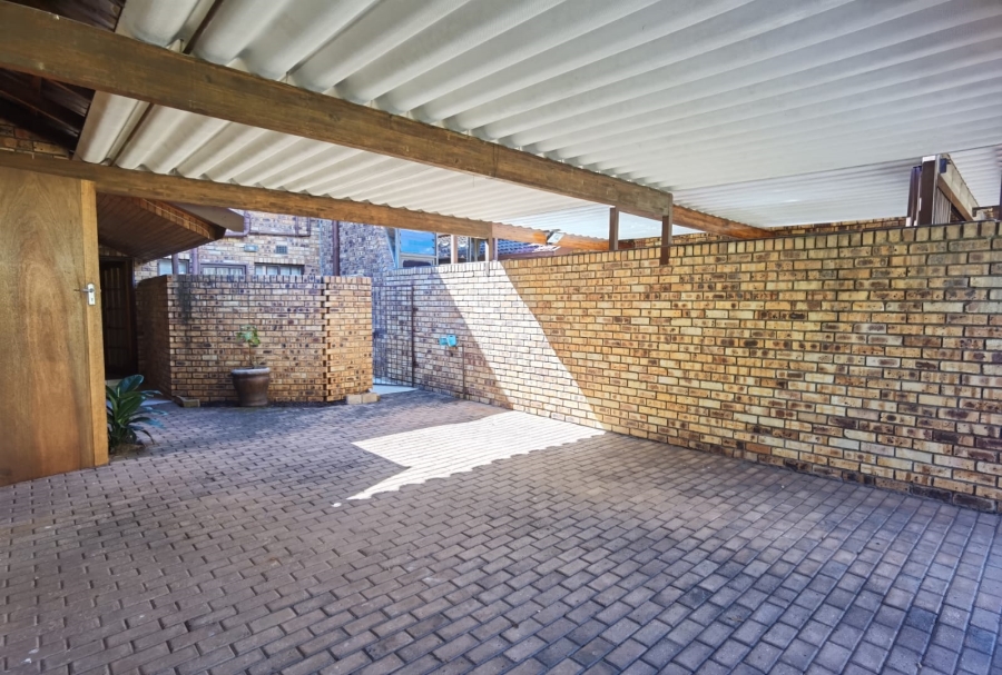 4 Bedroom Property for Sale in Steiltes Mpumalanga