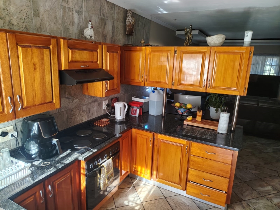 To Let 4 Bedroom Property for Rent in West Acres Mpumalanga