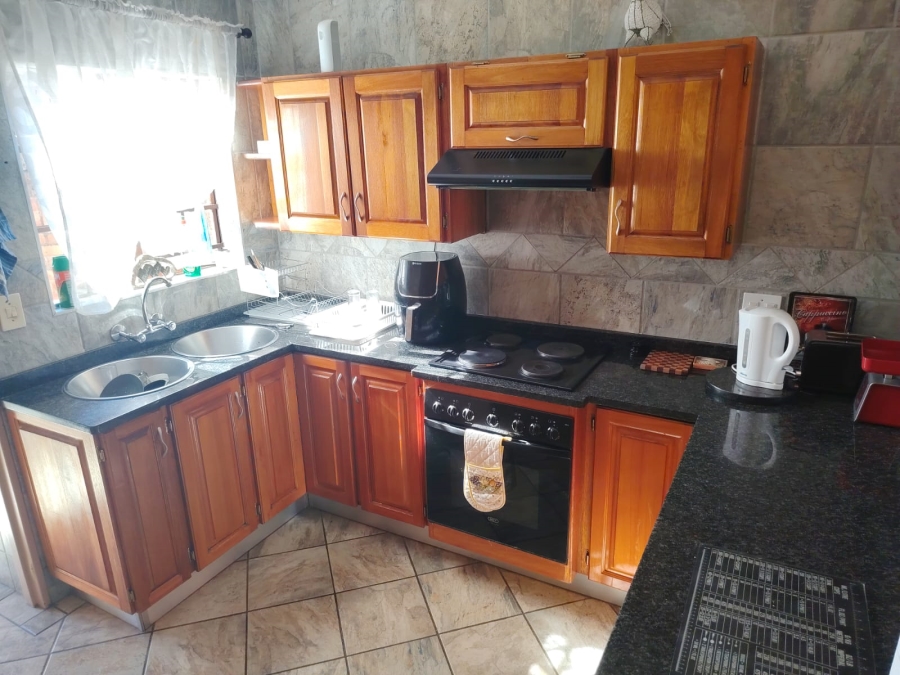 To Let 4 Bedroom Property for Rent in West Acres Mpumalanga
