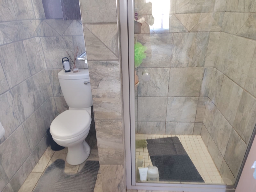 To Let 4 Bedroom Property for Rent in West Acres Mpumalanga