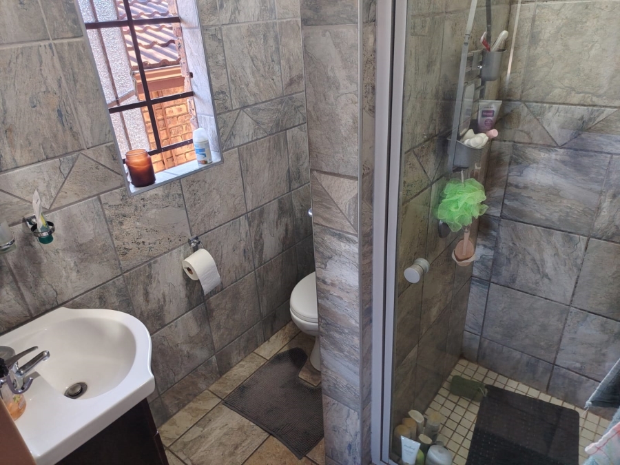 To Let 4 Bedroom Property for Rent in West Acres Mpumalanga