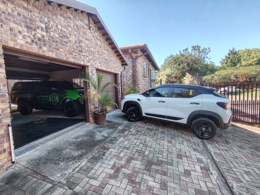 To Let 4 Bedroom Property for Rent in West Acres Mpumalanga