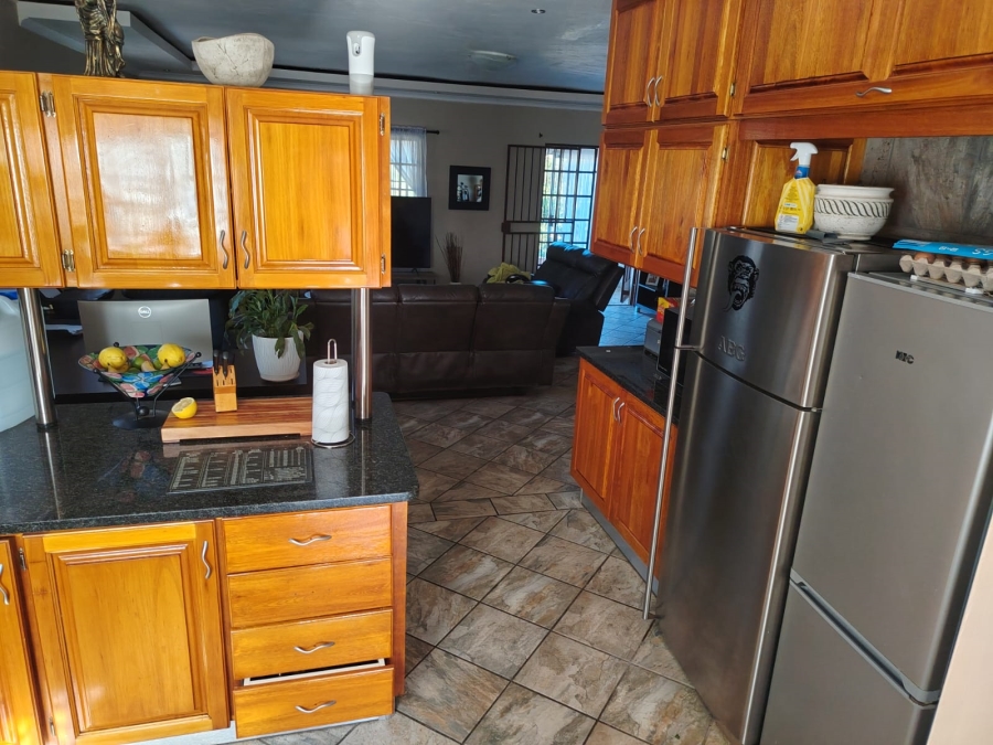 To Let 4 Bedroom Property for Rent in West Acres Mpumalanga