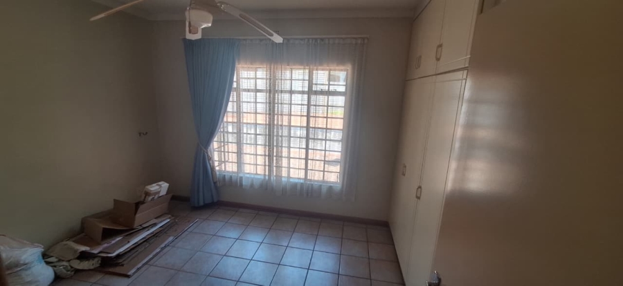To Let 3 Bedroom Property for Rent in Nelspruit Ext 1 Mpumalanga
