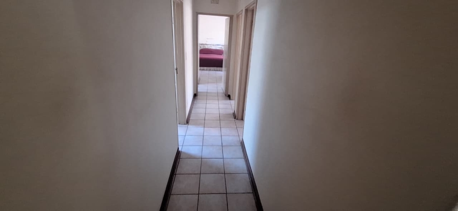 To Let 3 Bedroom Property for Rent in Nelspruit Ext 1 Mpumalanga