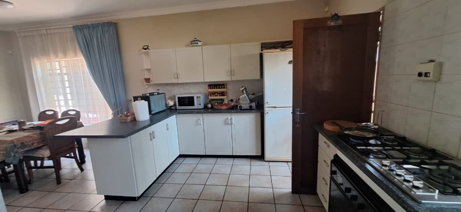 To Let 3 Bedroom Property for Rent in Nelspruit Ext 1 Mpumalanga