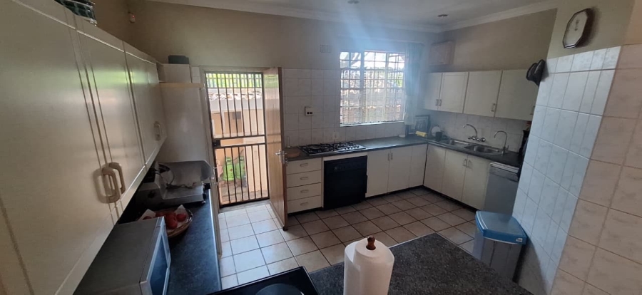 To Let 3 Bedroom Property for Rent in Nelspruit Ext 1 Mpumalanga