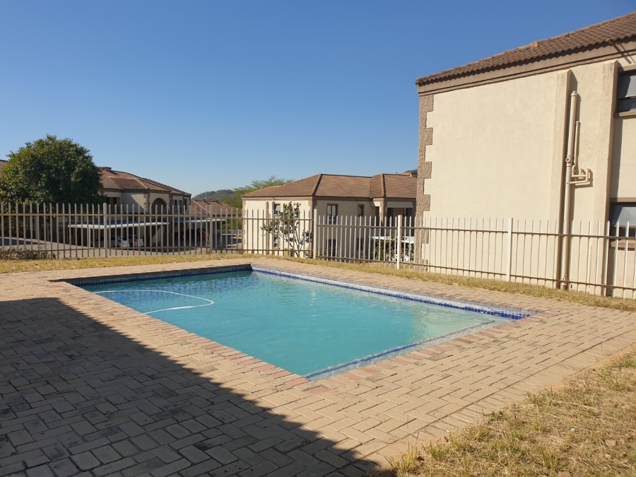 To Let 2 Bedroom Property for Rent in Stonehenge Ext 1 Mpumalanga