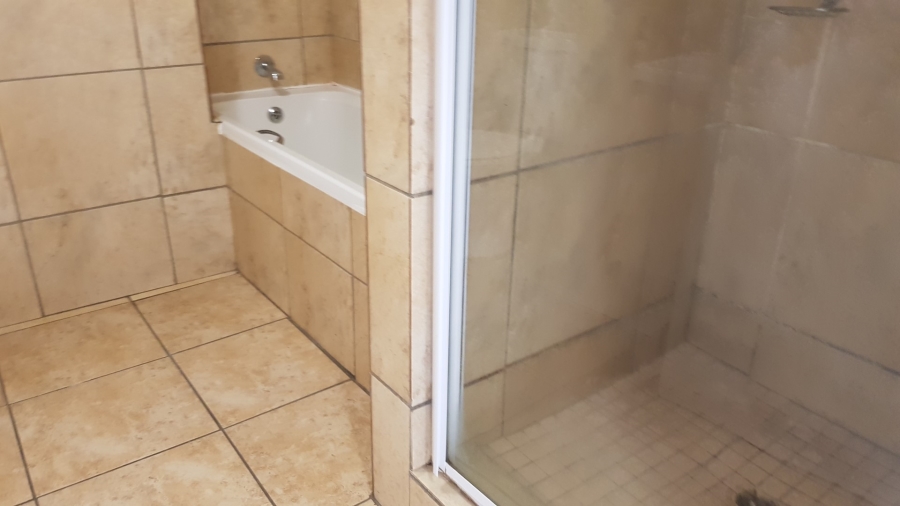 To Let 2 Bedroom Property for Rent in Stonehenge Ext 1 Mpumalanga