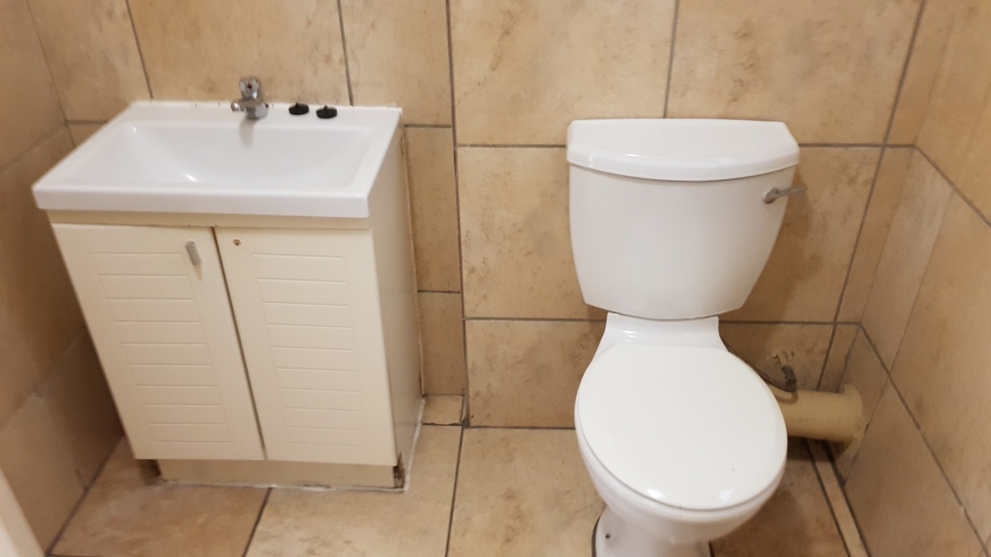 To Let 2 Bedroom Property for Rent in Stonehenge Ext 1 Mpumalanga