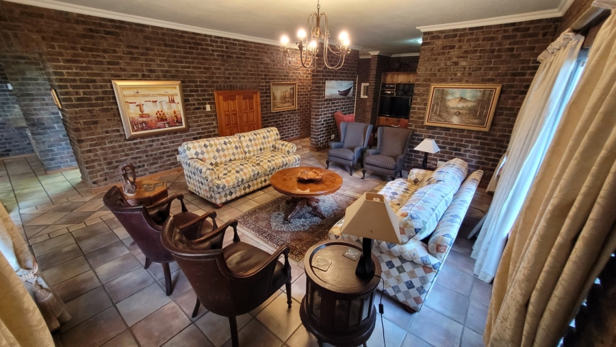 To Let 3 Bedroom Property for Rent in West Acres Mpumalanga
