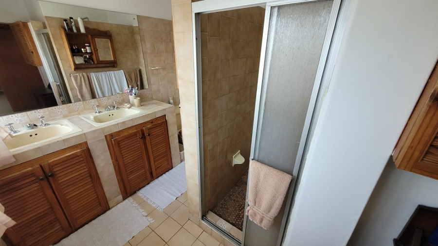 To Let 3 Bedroom Property for Rent in West Acres Mpumalanga