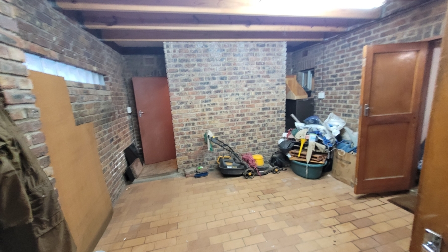 To Let 3 Bedroom Property for Rent in West Acres Mpumalanga