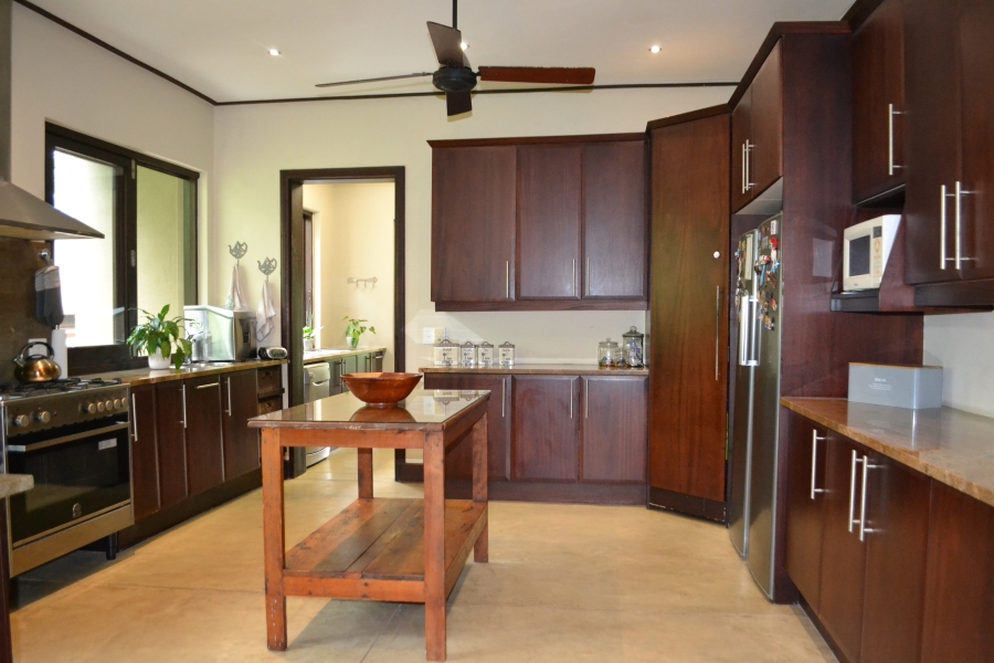 4 Bedroom Property for Sale in Nelspruit Ext 5 Mpumalanga