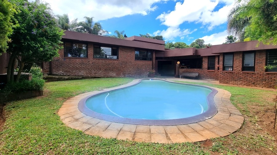5 Bedroom Property for Sale in White River Ext 6 Mpumalanga
