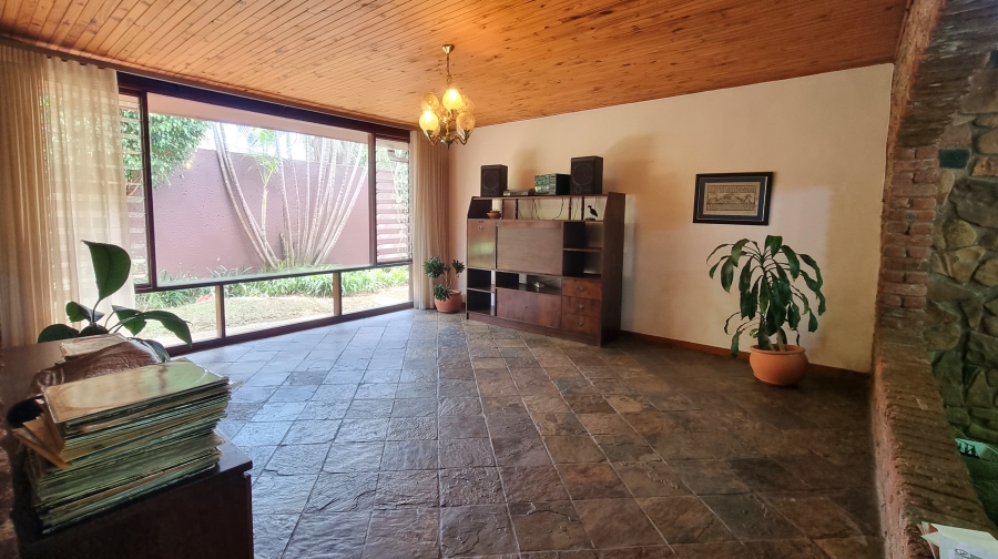 5 Bedroom Property for Sale in White River Ext 6 Mpumalanga