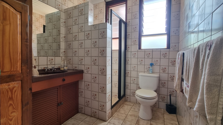 5 Bedroom Property for Sale in White River Ext 6 Mpumalanga