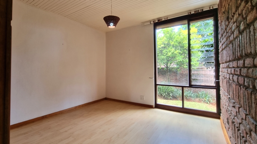 5 Bedroom Property for Sale in White River Ext 6 Mpumalanga