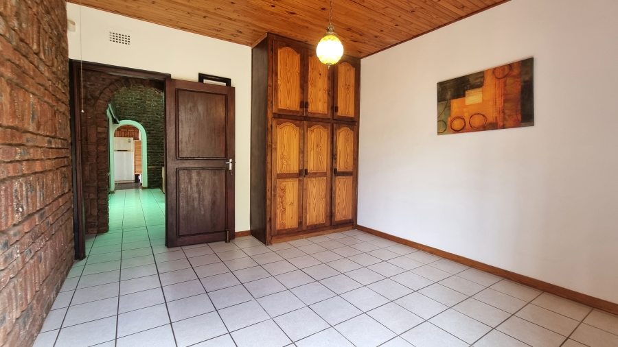 5 Bedroom Property for Sale in White River Ext 6 Mpumalanga