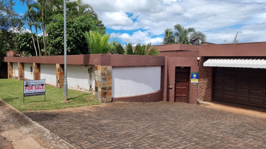 5 Bedroom Property for Sale in White River Ext 6 Mpumalanga