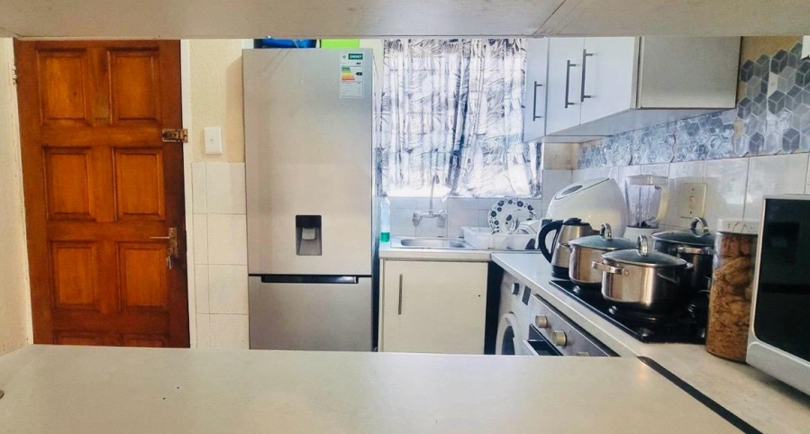 2 Bedroom Property for Sale in West Acres Mpumalanga