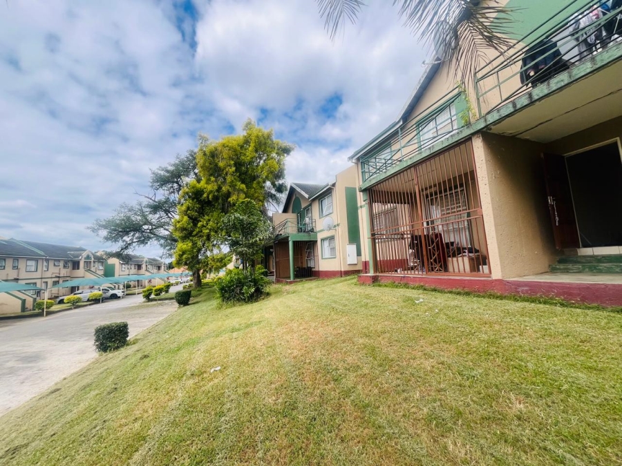 2 Bedroom Property for Sale in West Acres Mpumalanga