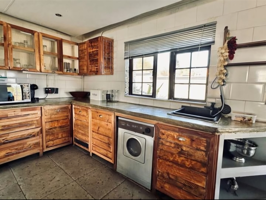 5 Bedroom Property for Sale in Volksrust Mpumalanga